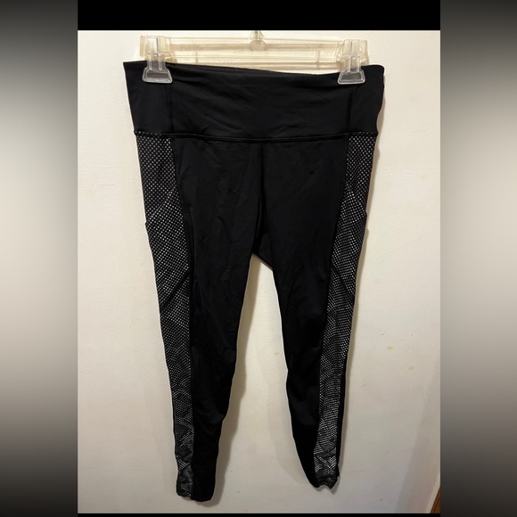 Lululemon special edition speed tight reflective‎ ravish reptile sz 6 - Picture 5 of 9